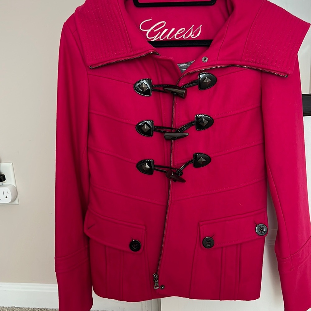 Guess woman coat size small/ color pink- brand new without tag